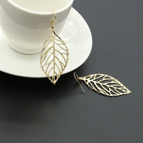 4 for $20 Leaf Earrings (Gold) - Picture 4 of 6